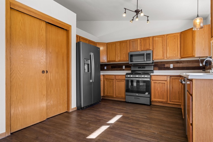 36 Coutryside, ROCKTON, Illinois 61072, 3 Bedrooms Bedrooms, ,2 BathroomsBathrooms,House,For Sale,Coutryside,202601685