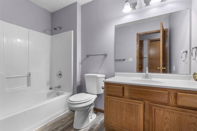 2523 Bluffside, ROCKFORD, Illinois 61109, 3 Bedrooms Bedrooms, ,2 BathroomsBathrooms,House,For Sale,Bluffside,202601686