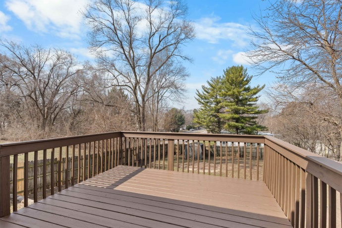 2523 Bluffside, ROCKFORD, Illinois 61109, 3 Bedrooms Bedrooms, ,2 BathroomsBathrooms,House,For Sale,Bluffside,202601686