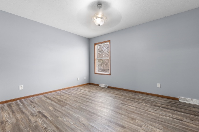 2523 Bluffside, ROCKFORD, Illinois 61109, 3 Bedrooms Bedrooms, ,2 BathroomsBathrooms,House,For Sale,Bluffside,202601686