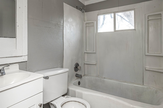 708 Dickerman, ROCKFORD, Illinois 61102, ,3 - 4 Units,For Sale,Dickerman,202601689