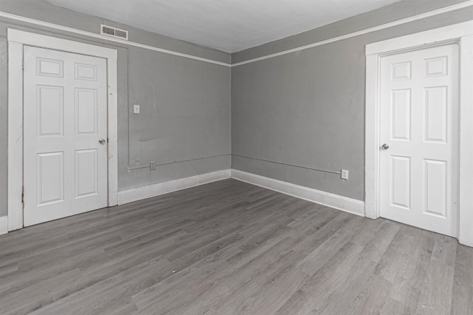 1235 Court, ROCKFORD, Illinois 61102, ,3 - 4 Units,For Sale,Court,202601690