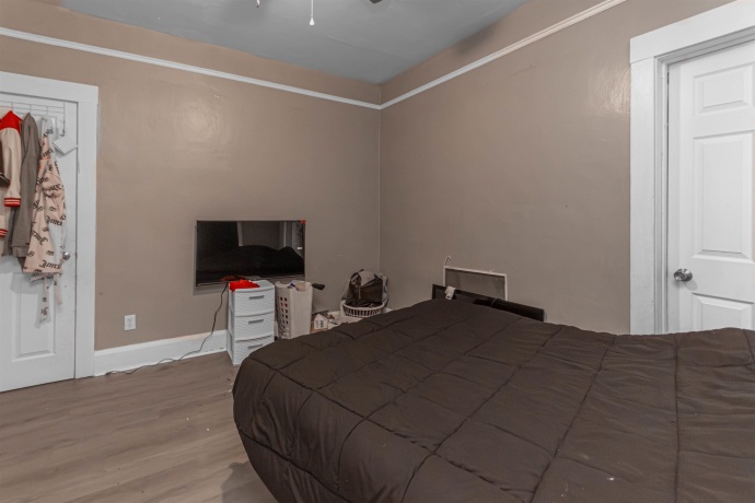 1235 Court, ROCKFORD, Illinois 61102, ,3 - 4 Units,For Sale,Court,202601690