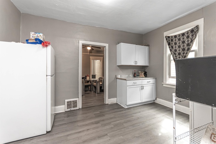 1235 Court, ROCKFORD, Illinois 61102, ,3 - 4 Units,For Sale,Court,202601690