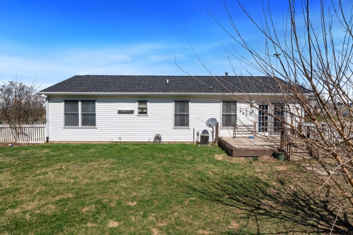 227 Meadow, ORANGEVILLE, Illinois 61060, 3 Bedrooms Bedrooms, ,2 BathroomsBathrooms,House,For Sale,Meadow,202601692