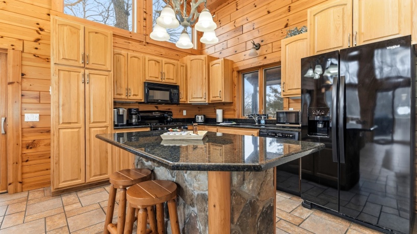 38 Cemetery Ridge, GALENA, Illinois 61036, 5 Bedrooms Bedrooms, ,4 BathroomsBathrooms,House,For Sale,Cemetery Ridge,202601694