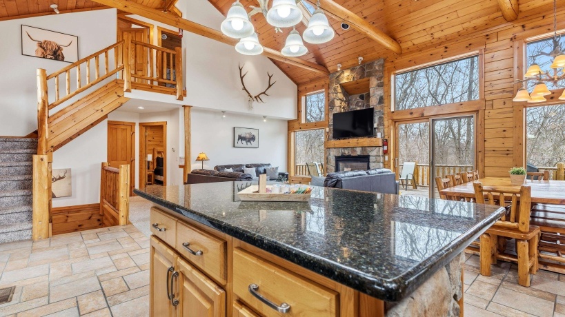 38 Cemetery Ridge, GALENA, Illinois 61036, 5 Bedrooms Bedrooms, ,4 BathroomsBathrooms,House,For Sale,Cemetery Ridge,202601694