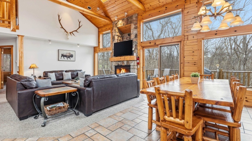 38 Cemetery Ridge, GALENA, Illinois 61036, 5 Bedrooms Bedrooms, ,4 BathroomsBathrooms,House,For Sale,Cemetery Ridge,202601694