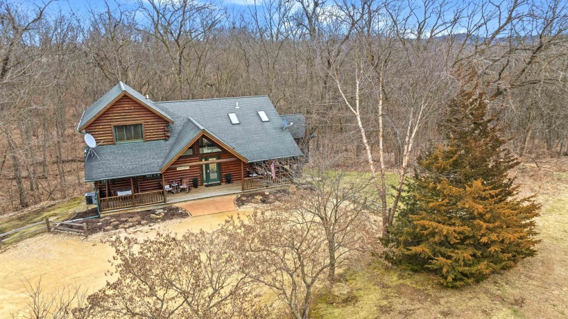 38 Cemetery Ridge, GALENA, Illinois 61036, 5 Bedrooms Bedrooms, ,4 BathroomsBathrooms,House,For Sale,Cemetery Ridge,202601694