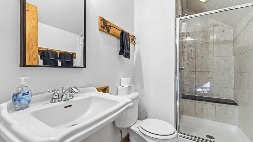 38 Cemetery Ridge, GALENA, Illinois 61036, 5 Bedrooms Bedrooms, ,4 BathroomsBathrooms,House,For Sale,Cemetery Ridge,202601694