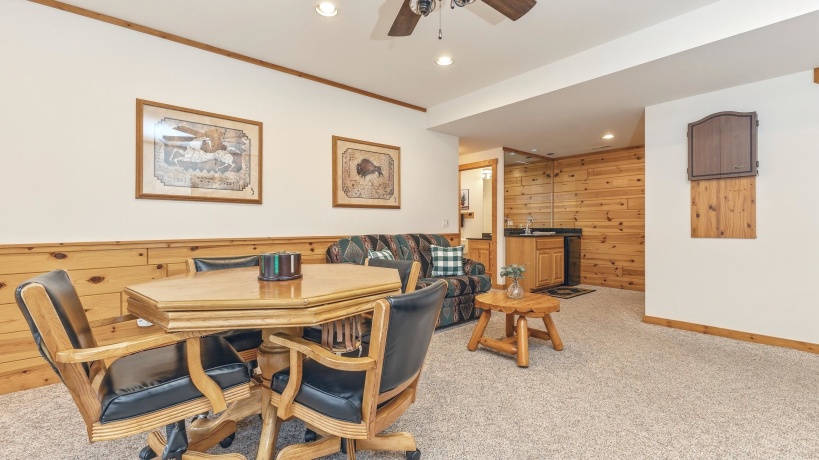 38 Cemetery Ridge, GALENA, Illinois 61036, 5 Bedrooms Bedrooms, ,4 BathroomsBathrooms,House,For Sale,Cemetery Ridge,202601694