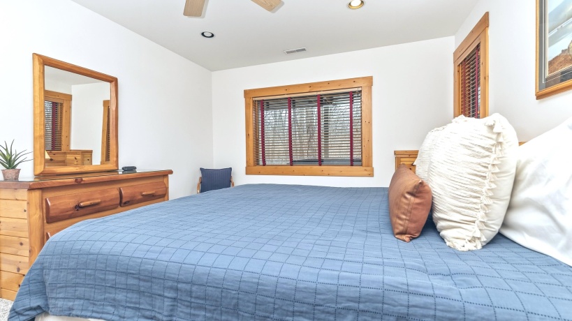 38 Cemetery Ridge, GALENA, Illinois 61036, 5 Bedrooms Bedrooms, ,4 BathroomsBathrooms,House,For Sale,Cemetery Ridge,202601694