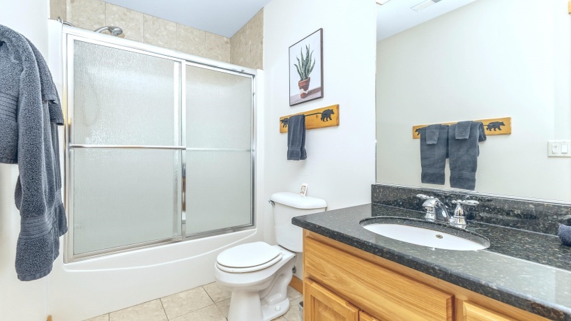 38 Cemetery Ridge, GALENA, Illinois 61036, 5 Bedrooms Bedrooms, ,4 BathroomsBathrooms,House,For Sale,Cemetery Ridge,202601694