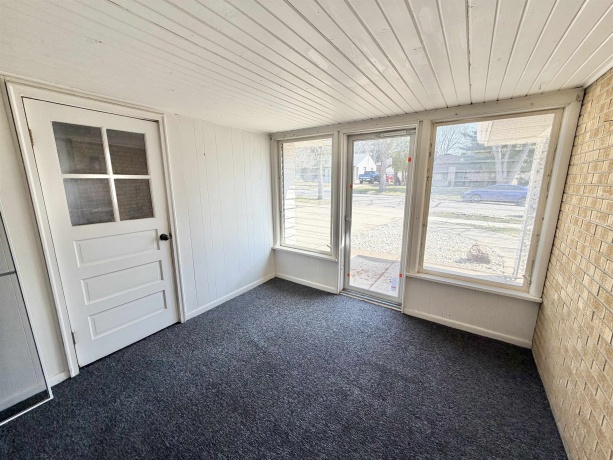 1615 26th, ROCKFORD, Illinois 61108, 2 Bedrooms Bedrooms, ,1 BathroomBathrooms,House,For Sale,26th,202601695