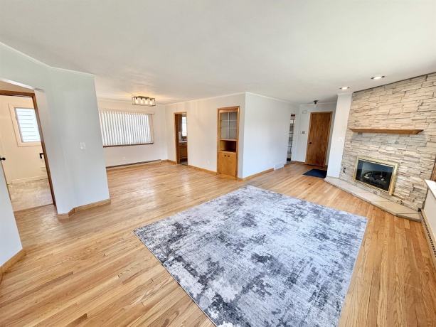 1615 26th, ROCKFORD, Illinois 61108, 2 Bedrooms Bedrooms, ,1 BathroomBathrooms,House,For Sale,26th,202601695