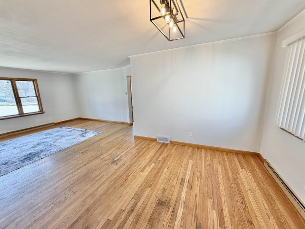 1615 26th, ROCKFORD, Illinois 61108, 2 Bedrooms Bedrooms, ,1 BathroomBathrooms,House,For Sale,26th,202601695