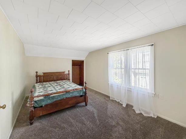 405 Apple, FREEPORT, Illinois 61032, 4 Bedrooms Bedrooms, ,1 BathroomBathrooms,House,For Sale,Apple,202601696