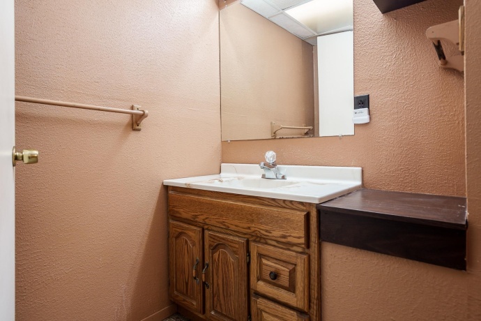 1626 Constitution, ROCKFORD, Illinois 61103, 3 Bedrooms Bedrooms, ,2 BathroomsBathrooms,House,For Sale,Constitution,202601698