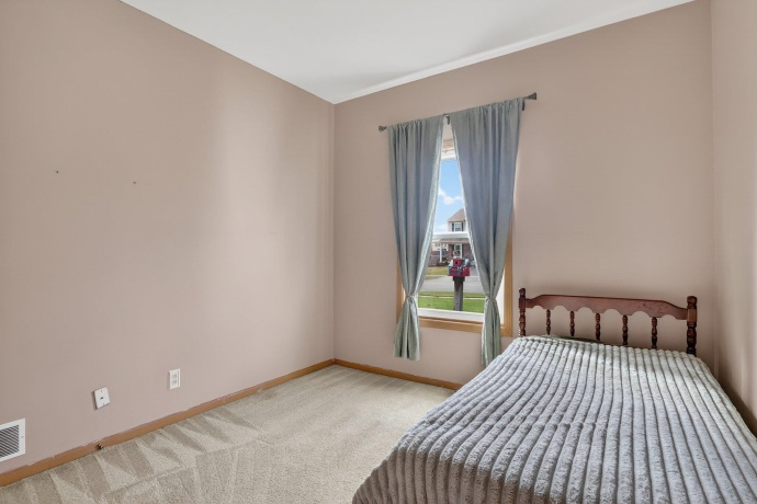 2306 Ridgefield, BELVIDERE, Illinois 61008, 3 Bedrooms Bedrooms, ,2 BathroomsBathrooms,House,For Sale,Ridgefield,202601701