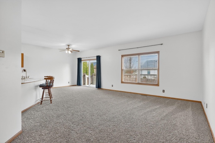 2306 Ridgefield, BELVIDERE, Illinois 61008, 3 Bedrooms Bedrooms, ,2 BathroomsBathrooms,House,For Sale,Ridgefield,202601701