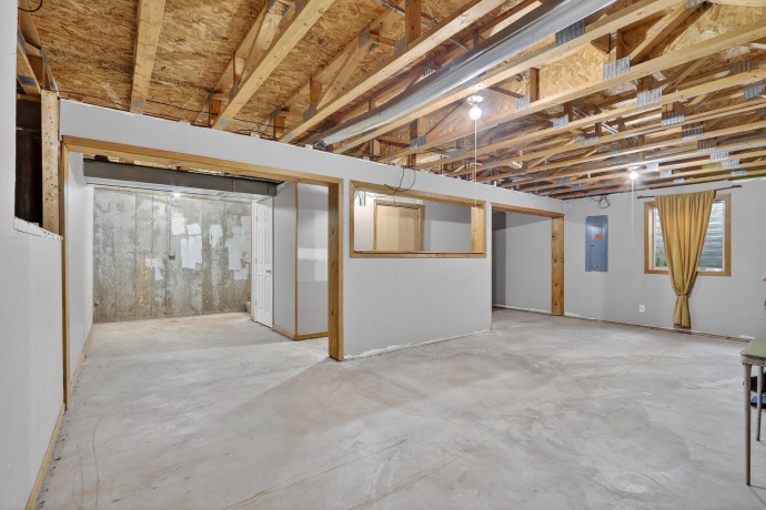 2306 Ridgefield, BELVIDERE, Illinois 61008, 3 Bedrooms Bedrooms, ,2 BathroomsBathrooms,House,For Sale,Ridgefield,202601701