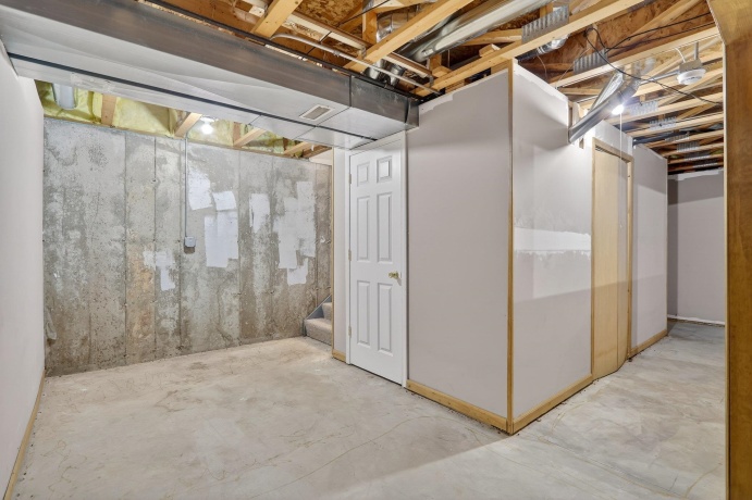 2306 Ridgefield, BELVIDERE, Illinois 61008, 3 Bedrooms Bedrooms, ,2 BathroomsBathrooms,House,For Sale,Ridgefield,202601701