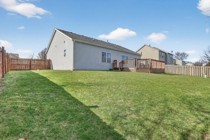 2306 Ridgefield, BELVIDERE, Illinois 61008, 3 Bedrooms Bedrooms, ,2 BathroomsBathrooms,House,For Sale,Ridgefield,202601701