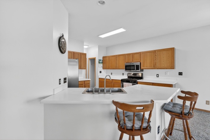 2306 Ridgefield, BELVIDERE, Illinois 61008, 3 Bedrooms Bedrooms, ,2 BathroomsBathrooms,House,For Sale,Ridgefield,202601701