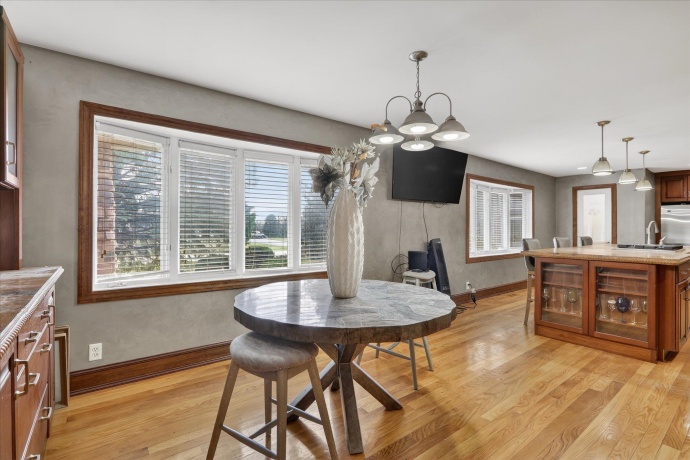 5992 Palisades, ROCKFORD, Illinois 61109, 5 Bedrooms Bedrooms, ,3 BathroomsBathrooms,House,For Sale,Palisades,202601710