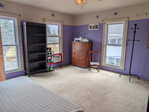 709 Lincoln, FREEPORT, Illinois 61032, 4 Bedrooms Bedrooms, ,1 BathroomBathrooms,House,For Sale,Lincoln,202601713