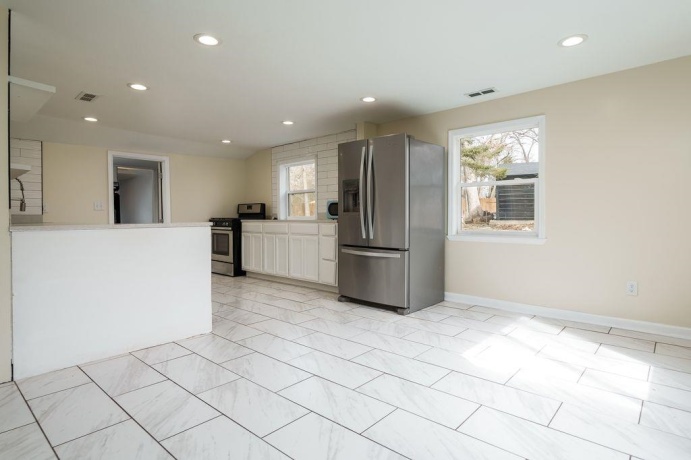 6681 42nd, ROCKFORD, Illinois 61109, 4 Bedrooms Bedrooms, ,2 BathroomsBathrooms,House,For Sale,42nd,202601715