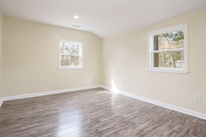 6681 42nd, ROCKFORD, Illinois 61109, 4 Bedrooms Bedrooms, ,2 BathroomsBathrooms,House,For Sale,42nd,202601715