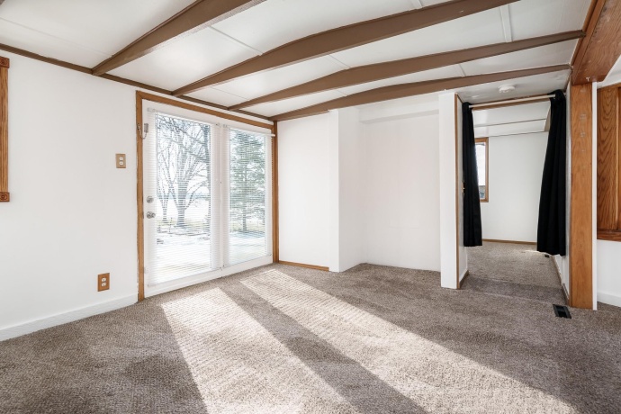 1764 LEONARD, ROCKFORD, Illinois 61109, 1 Bedroom Bedrooms, ,1 BathroomBathrooms,House,For Sale,LEONARD,202601720