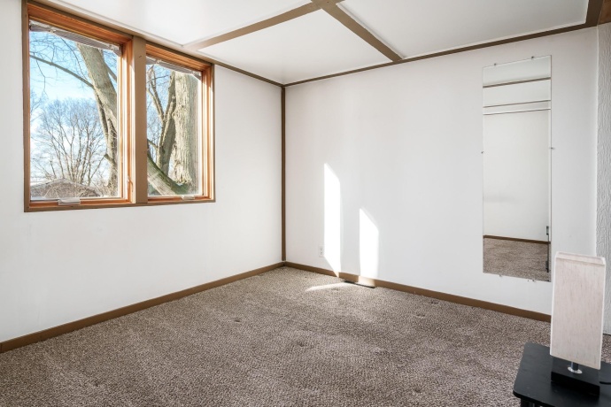 1764 LEONARD, ROCKFORD, Illinois 61109, 1 Bedroom Bedrooms, ,1 BathroomBathrooms,House,For Sale,LEONARD,202601720