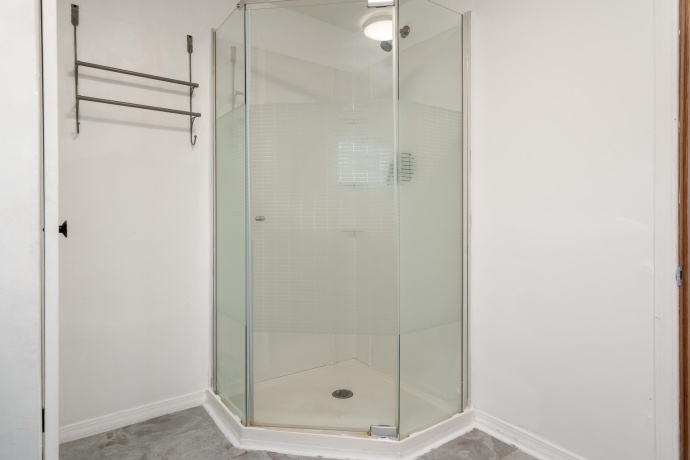 1764 LEONARD, ROCKFORD, Illinois 61109, 1 Bedroom Bedrooms, ,1 BathroomBathrooms,House,For Sale,LEONARD,202601720