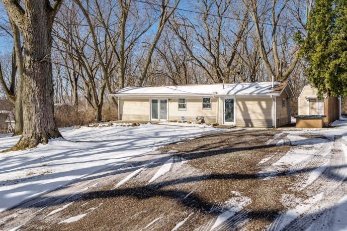 1764 LEONARD, ROCKFORD, Illinois 61109, 1 Bedroom Bedrooms, ,1 BathroomBathrooms,House,For Sale,LEONARD,202601720