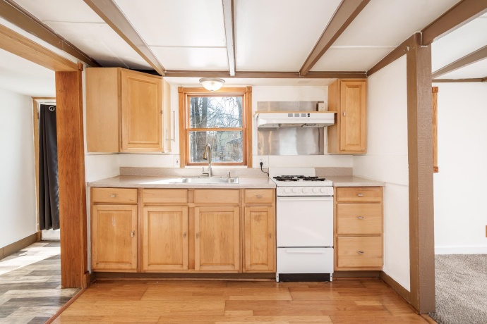 1764 LEONARD, ROCKFORD, Illinois 61109, 1 Bedroom Bedrooms, ,1 BathroomBathrooms,House,For Sale,LEONARD,202601720