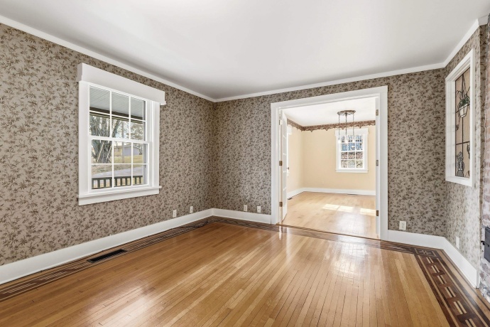 619 Dodge, GALENA, Illinois 61036, 2 Bedrooms Bedrooms, ,2 BathroomsBathrooms,House,For Sale,Dodge,202601725