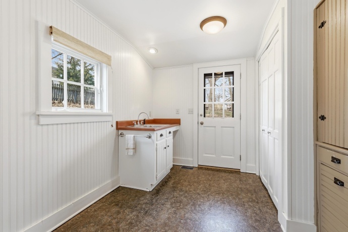 619 Dodge, GALENA, Illinois 61036, 2 Bedrooms Bedrooms, ,2 BathroomsBathrooms,House,For Sale,Dodge,202601725