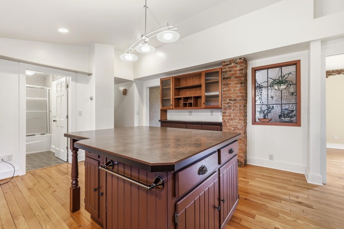 619 Dodge, GALENA, Illinois 61036, 2 Bedrooms Bedrooms, ,2 BathroomsBathrooms,House,For Sale,Dodge,202601725