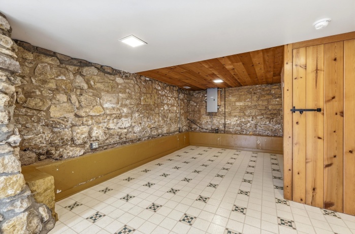 619 Dodge, GALENA, Illinois 61036, 2 Bedrooms Bedrooms, ,2 BathroomsBathrooms,House,For Sale,Dodge,202601725