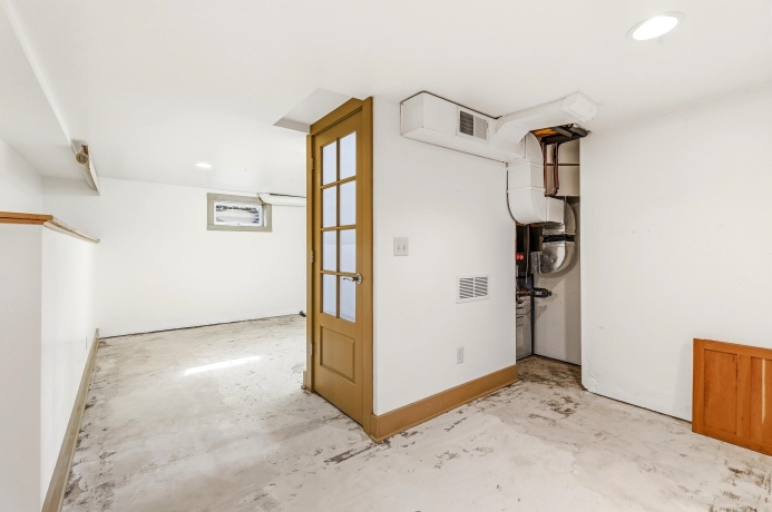 619 Dodge, GALENA, Illinois 61036, 2 Bedrooms Bedrooms, ,2 BathroomsBathrooms,House,For Sale,Dodge,202601725