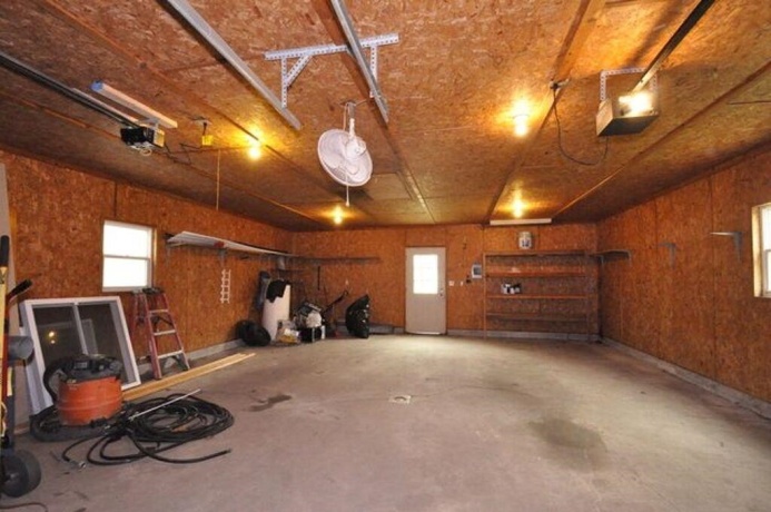 112 Chippewa, DWIGHT, Illinois 60420, 4 Bedrooms Bedrooms, ,2 BathroomsBathrooms,House,For Sale,Chippewa,202601726