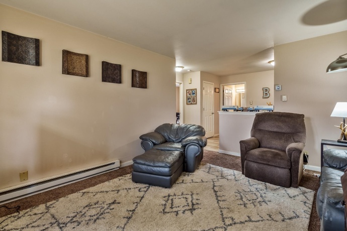 9960 Bitterroot, ROSCOE, Illinois 61073, ,3 - 4 Units,For Sale,Bitterroot,202601727