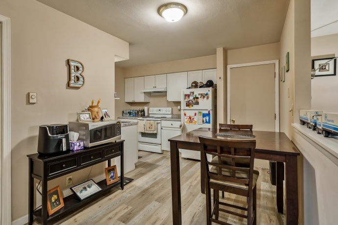 9960 Bitterroot, ROSCOE, Illinois 61073, ,3 - 4 Units,For Sale,Bitterroot,202601727