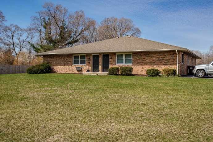 9960 Bitterroot, ROSCOE, Illinois 61073, ,3 - 4 Units,For Sale,Bitterroot,202601727