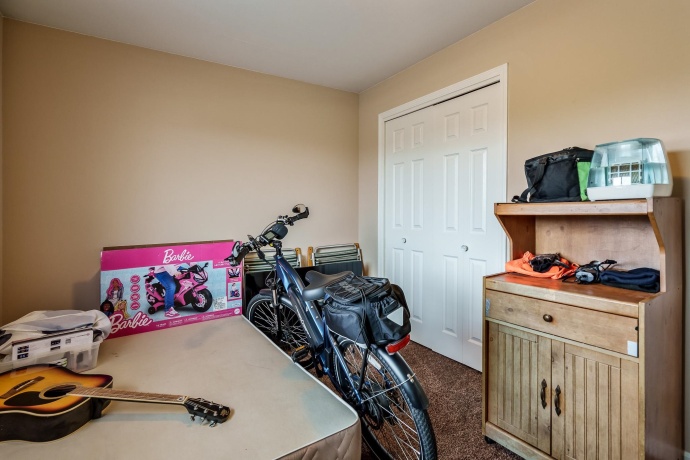 9960 Bitterroot, ROSCOE, Illinois 61073, ,3 - 4 Units,For Sale,Bitterroot,202601727