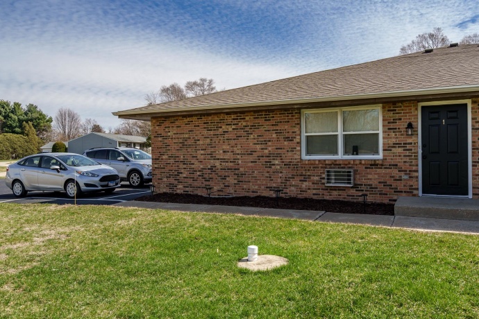 9960 Bitterroot, ROSCOE, Illinois 61073, ,3 - 4 Units,For Sale,Bitterroot,202601727