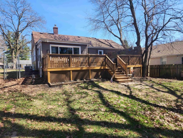 1619 Eastmoreland, ROCKFORD, Illinois 61108, 2 Bedrooms Bedrooms, ,1 BathroomBathrooms,House,For Sale,Eastmoreland,202601730