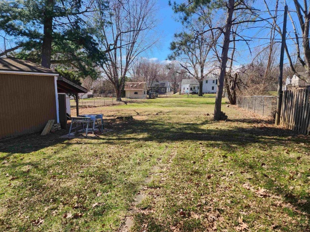 1619 Eastmoreland, ROCKFORD, Illinois 61108, 2 Bedrooms Bedrooms, ,1 BathroomBathrooms,House,For Sale,Eastmoreland,202601730